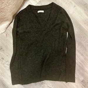 Gray Abercrombie & Fitch Sweater